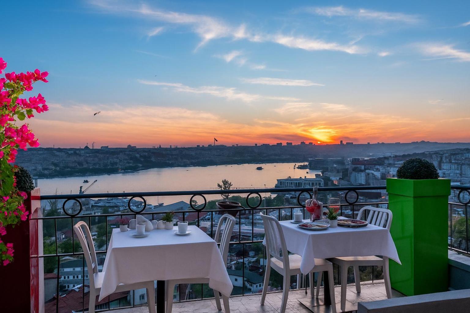 Big Urban Stay Taksim &With Sea View, Istanbul