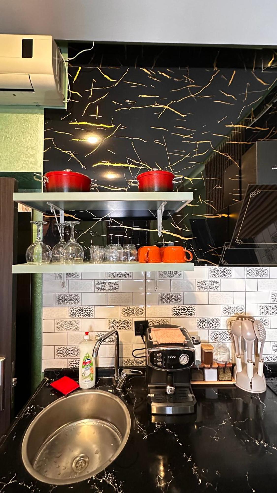 Big Urban Stay Taksim &With Sea View — Photos 2